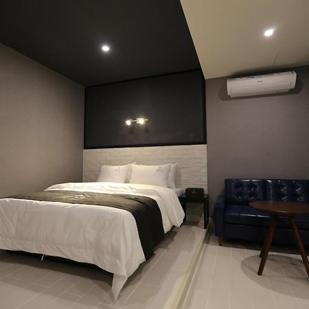 Hotel Leeds Pyeongtaek Zewnętrze zdjęcie